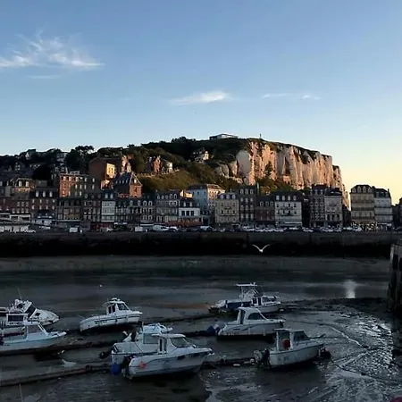 La Parenthese - Maison Treportaise Avec Cour Fermee Holiday home